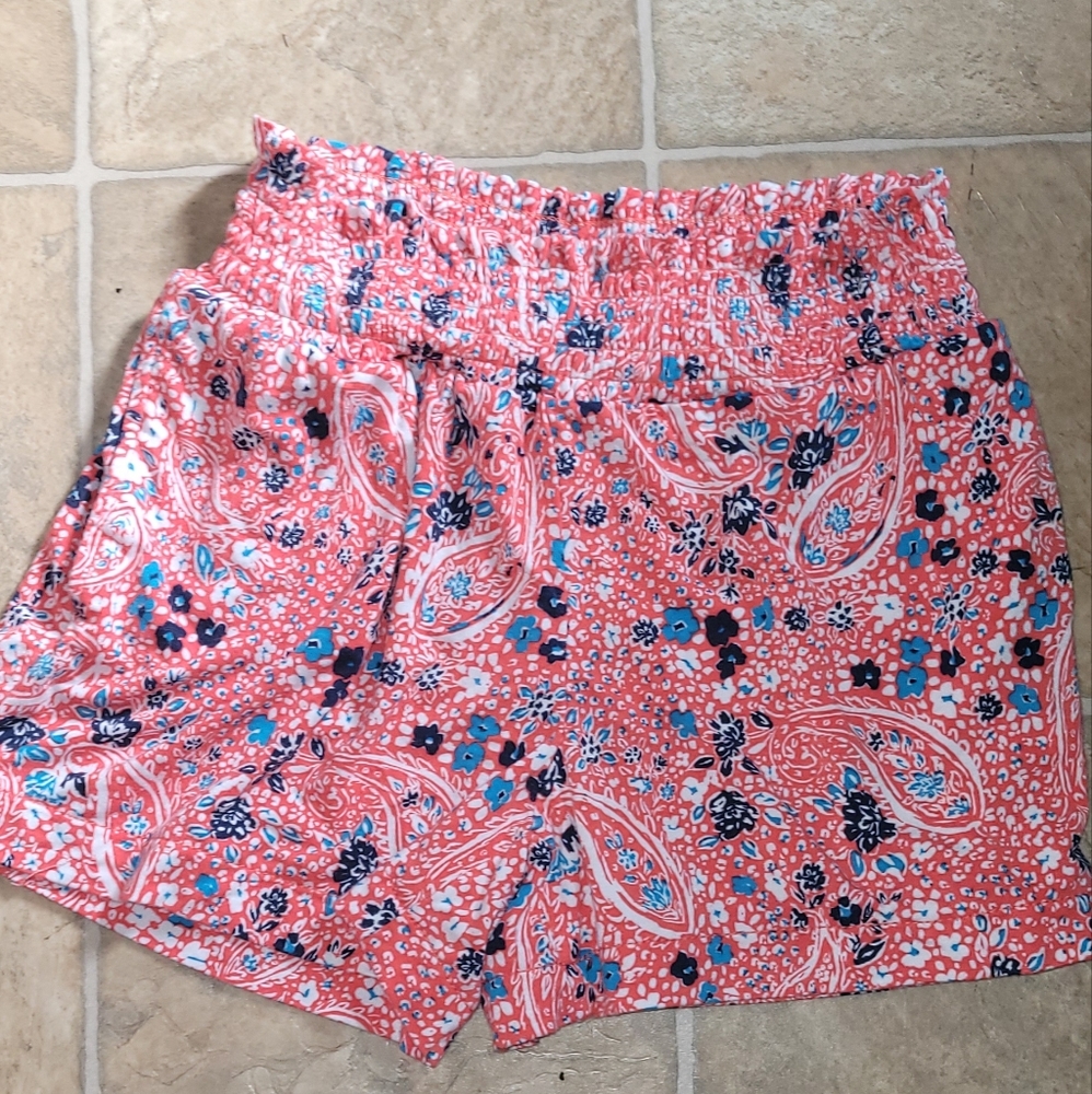 Time and Tru floral woman shorts